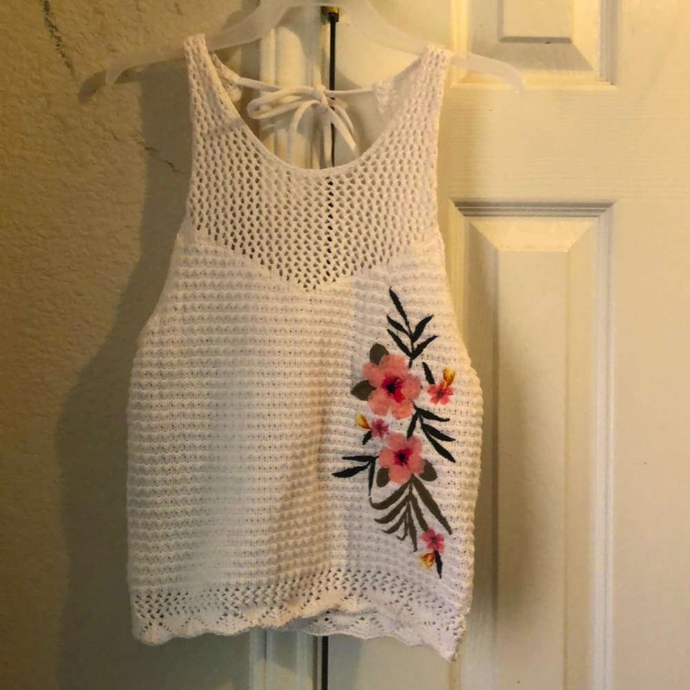 Hollister Crochet Top 🌺